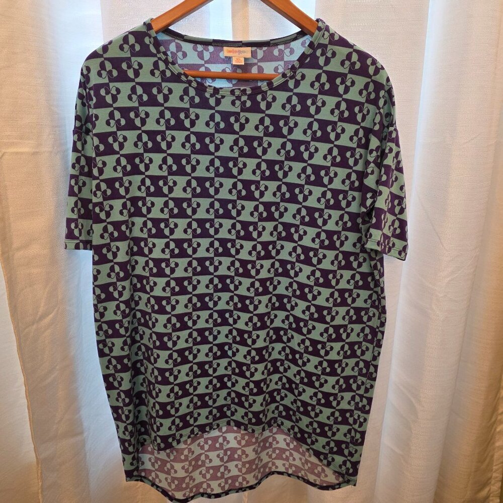 Lularoe Disney Irma High Low Short Sleeve Top size Small